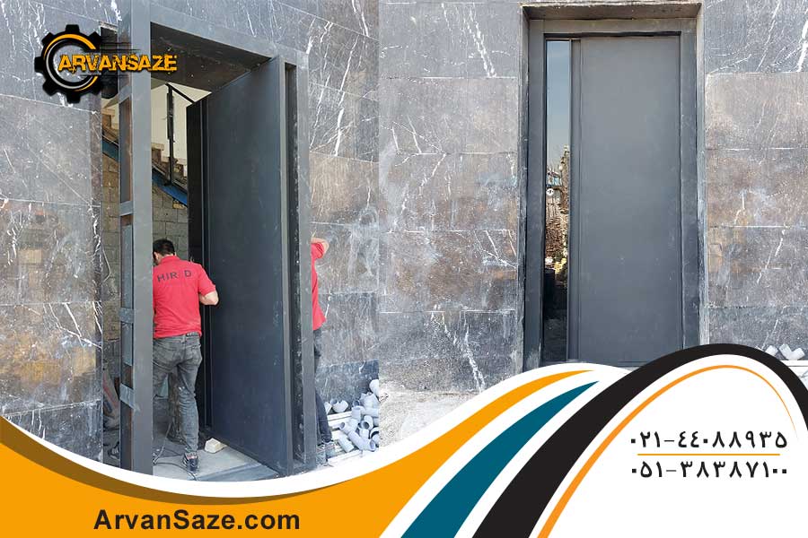 نصب درب ضد سرقت فلزی توسط تیم متخصص